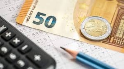 Reducir impuestos autónomos y PYMES 2024: gastos deducibles clave
